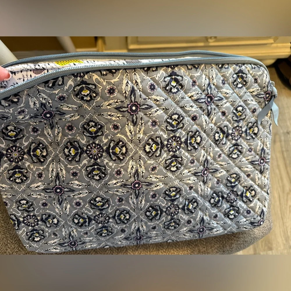 Vera Bradley Floral Quilted Tablet Sleeve in Gray and Yellow